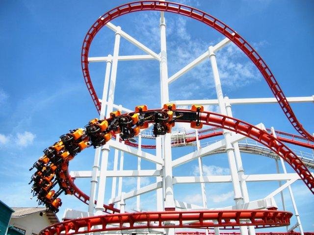 Roller-coaster-vertical-640x480.jpg