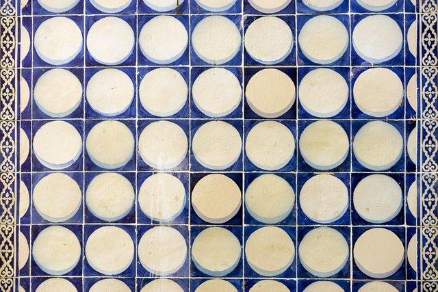 56 Collection Of Lisbon Tiles DSC02019.jpg