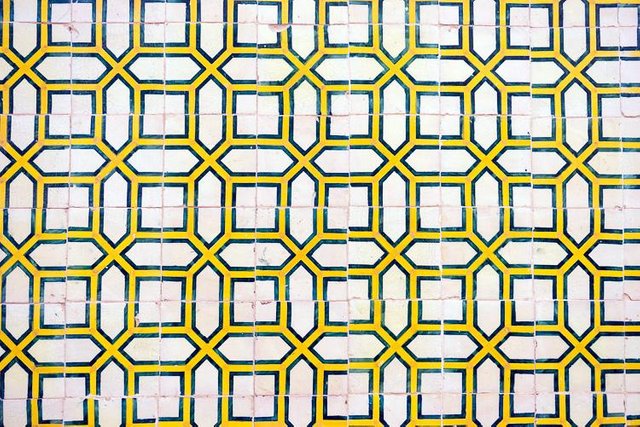 29 Collection Of Lisbon Tiles DSC05749.jpg