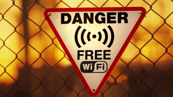 Dangers-of-Free-Public-WiFi-How-to-Protect-Privacy-Online-e1461132853574.jpg