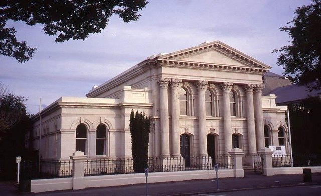 oamaru-courthouse_0.jpg