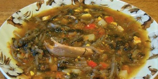 Green borsch with chicken..jpg