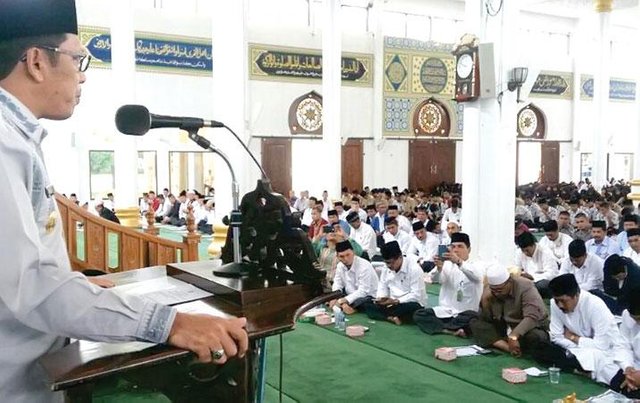 ribuan-jemaah-hadiri-maulid-nabi-292506-1.jpg