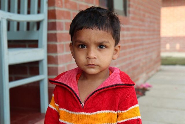 boy-solemn-dhaka-bangladesh-67907-1000x667.jpg