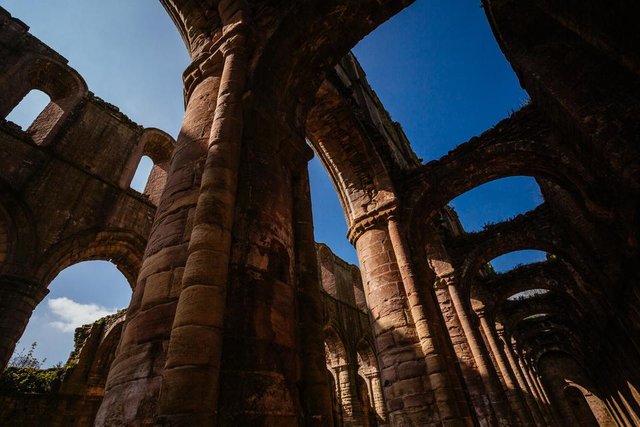 fountains abbey-21.jpg