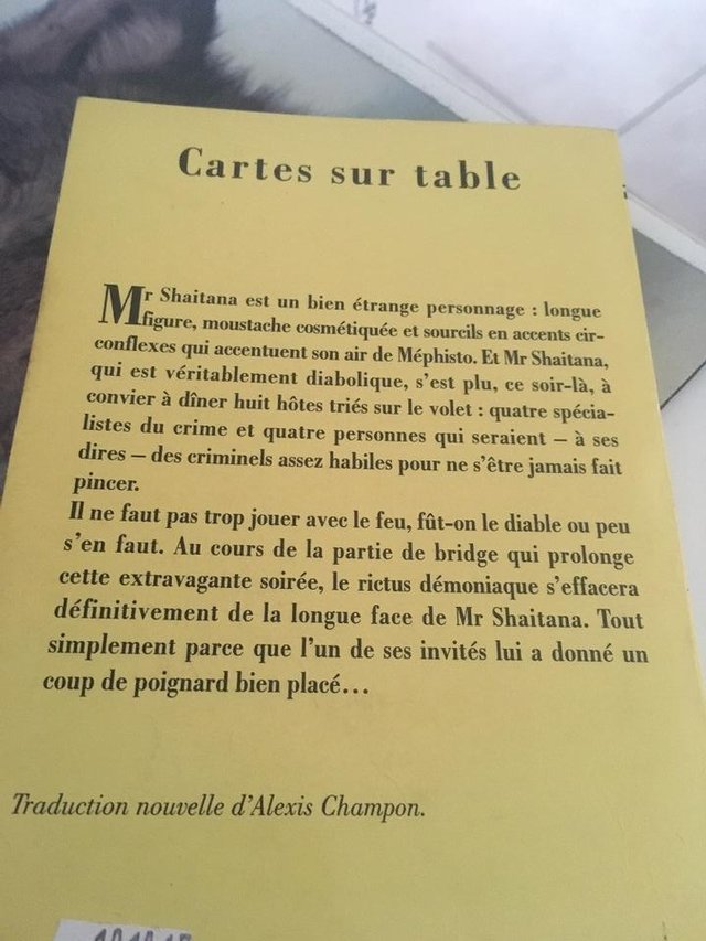 A Christie Cartes sur table dos.JPG