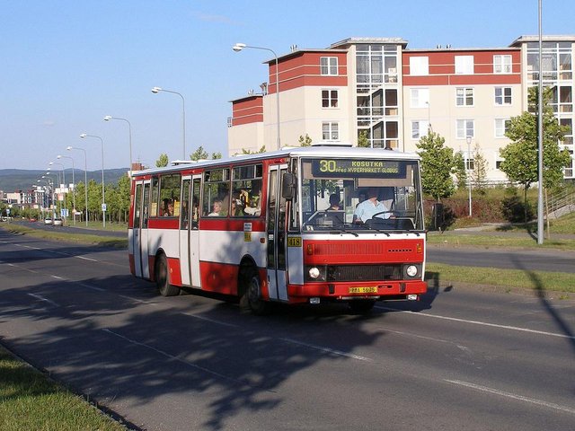 1280px-Karosa_B_731_in_Plzen_Czech_Republic.JPG