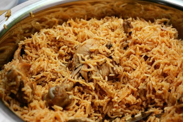 Chicken_Biryani_in_Chennai.jpg