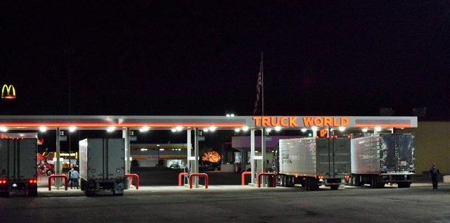 Truck-World-2017-05-09-11-08.jpg