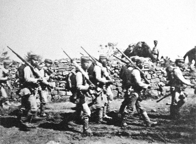 Japanese_soldiers_near_Chemulpo_Korea_August_September_1904_Russo_Japanese_War.jpg