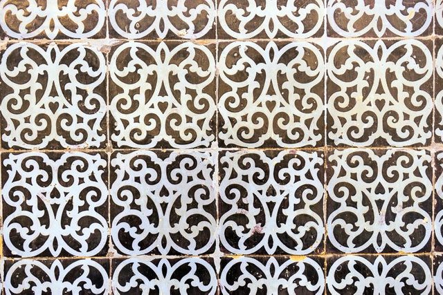 26 Collection Of Lisbon Tiles DSC05717.jpg
