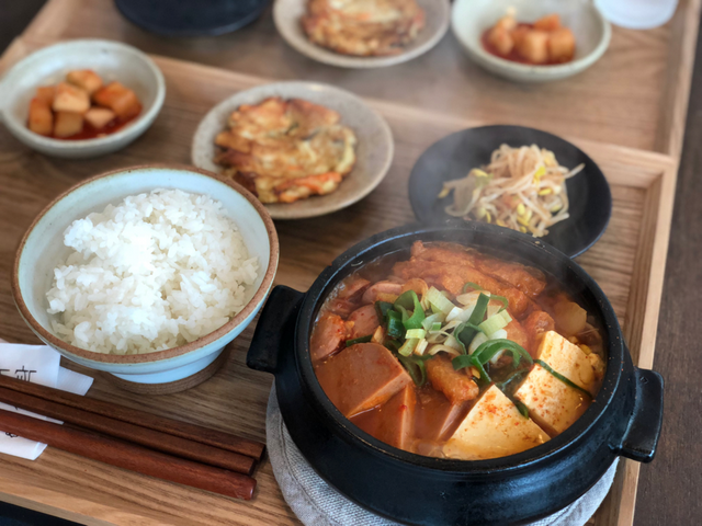 다다식탁 부대찌개