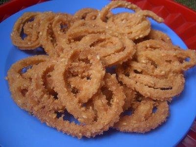 kue-akar-kelapa.jpg