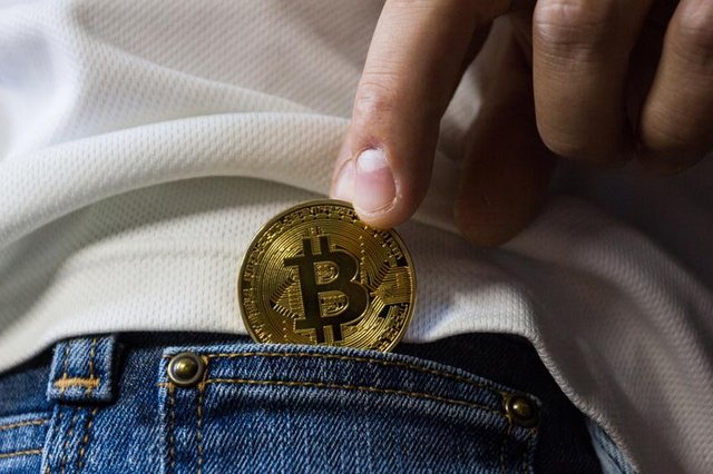 pocketing-a-bitcoin.jpg