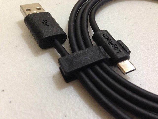 usb-319839_960_720.jpg