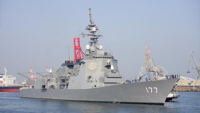 JS_Atago（DDG-177）_in_Tenpouzan_Port_20140426-01.jpg