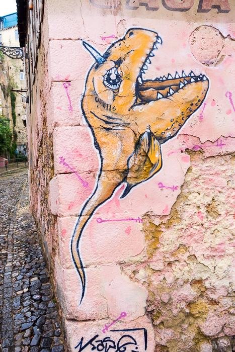 18 Street Art In Lisbon DSC04066.jpg