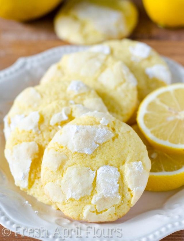 lemon-crinkles-8-700x915.jpg