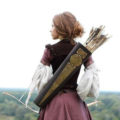 quiver-etched-brass-and-leather-bowman-archer-gear.jpg