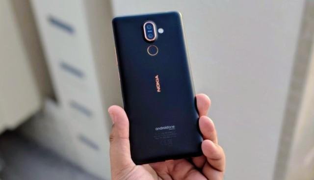 nokia-7-plus-2-712x400~2.jpg