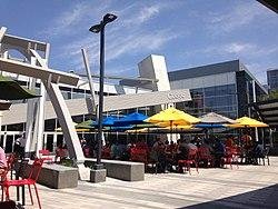 250px-Googleplex-Patio-Aug-2014.JPG