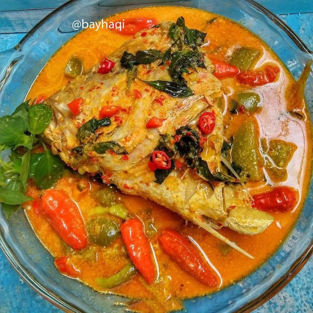 gulai kepala ikan.jpg