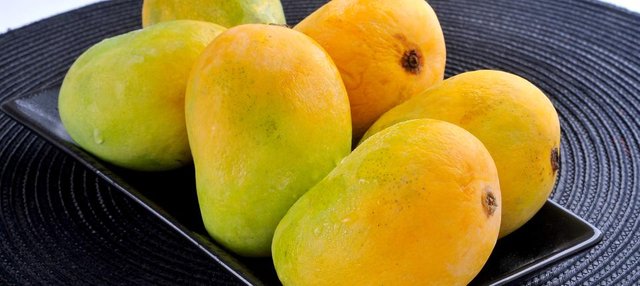 Pakistani-Mangoes.jpg