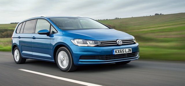 2 Volkswagen Touran Performance and Driving Experience