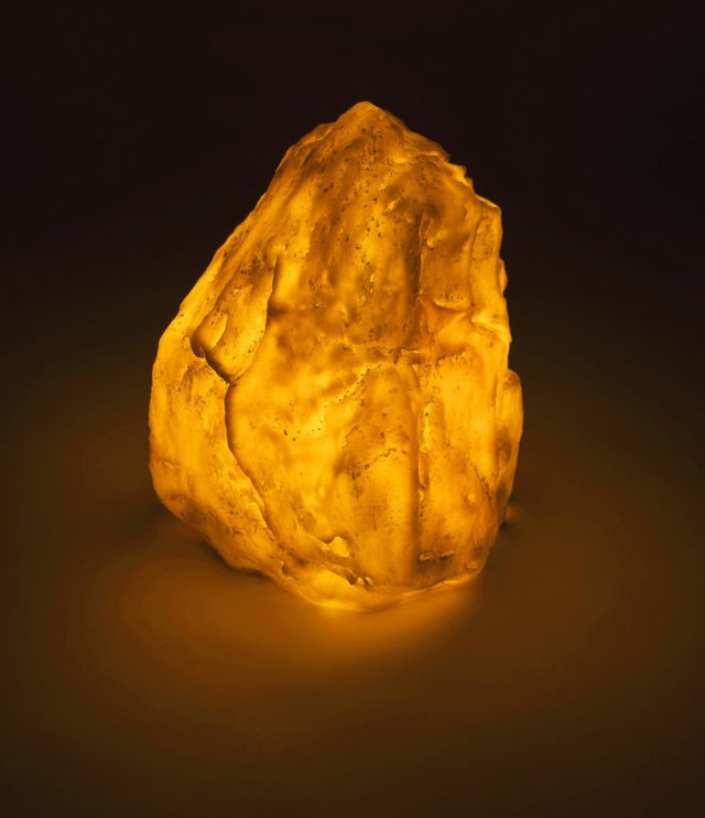 ST-ROCK-lit-yellow-883x1024.jpg