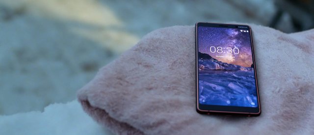 Nokia_7_plus_review_-_Desktop_2x-blur.jpg