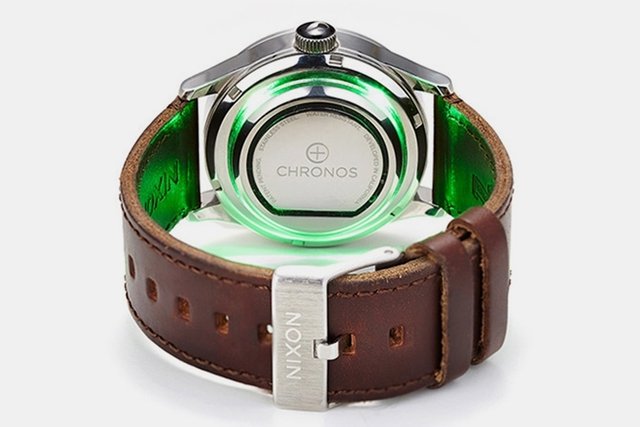 chronos-smartwatch-disc-1.jpg