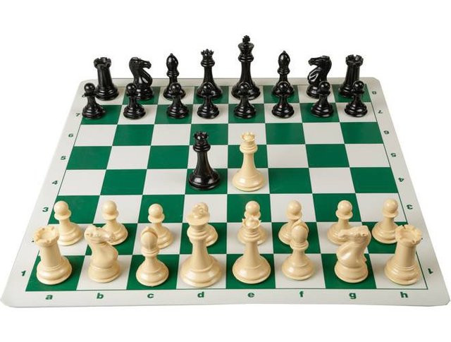 chess-set-green-silicon-9-jpg-egdetail_jpg_project-body.jpg
