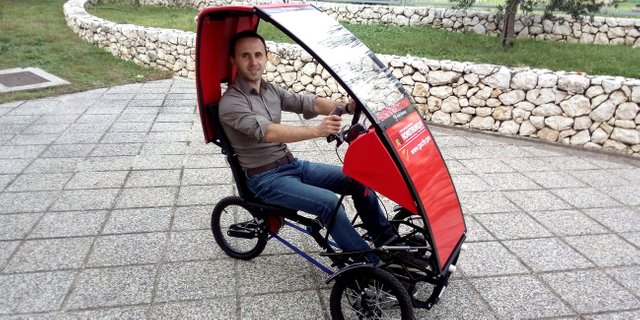 gocity-foldable-electric-car.jpg