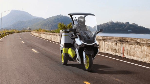 gaius-rapide-3-electric-cargo-scooter-5.jpeg