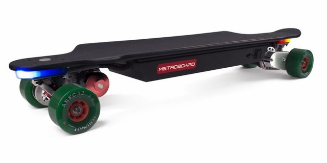 Metroboard-Dual-Drive-Electric-Longboard-Iso-View-1200x600-768x384.jpg