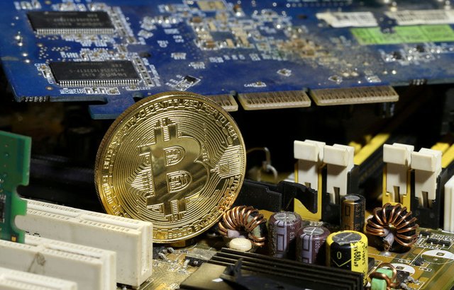 © Reuters.  How to Make Sense of Cryptocurrency Valuations