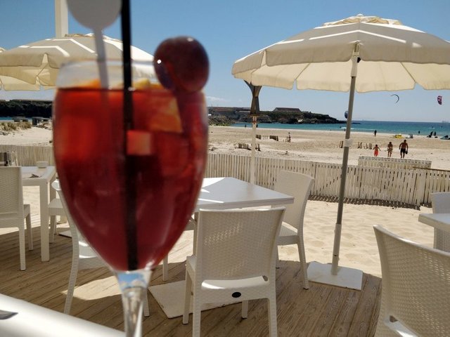 Cocktail in Tarifa / Cóctel en Tarifa