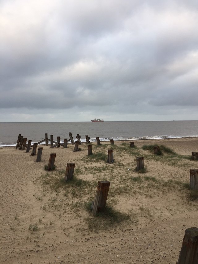 Great Yarmouth Pier & Ship