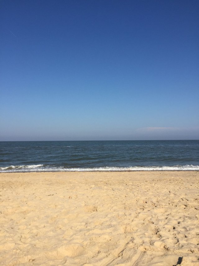 Great Yarmouth beach.jpg