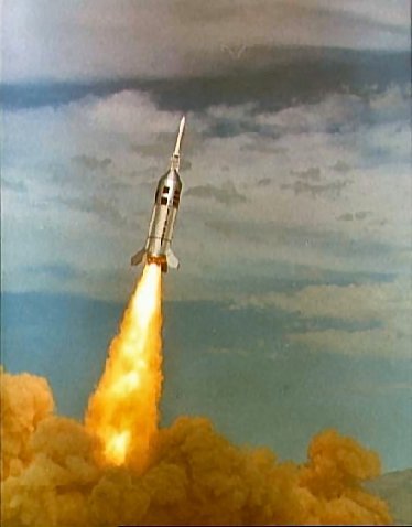 https://commons.wikimedia.org/wiki/Category:Rocket_launches#/media/File:LJ-QTV.jpg