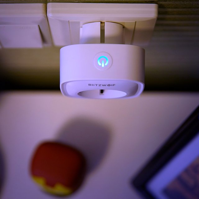 wifi-smart-socket2.jpg