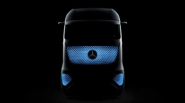 09-Mercedes-Benz-Autonomous-Truck-Logistic-Future-Truck-2025-680x3791-680x379.jpg