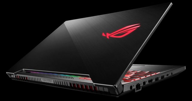 ROG-Strix-Scar-II-and-Hero-II-eSports-Gaming-Laptop-03.jpg