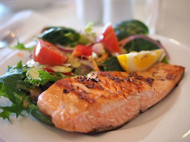 Dish-Food-Fish-Plate-Seafood-Meal-Salmon-518032.jpg