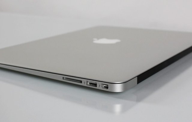 apple-macbook-air-2013-review-14-1200x762_c.jpg