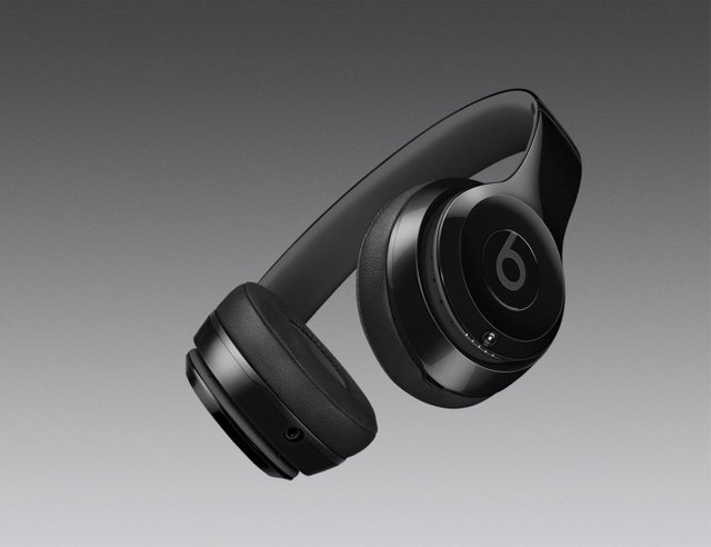 Beats-Solo3-Wireless-OnEar-Headphones-05.jpeg