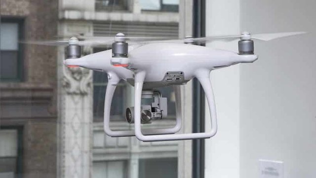 DJI-phantom.jpg