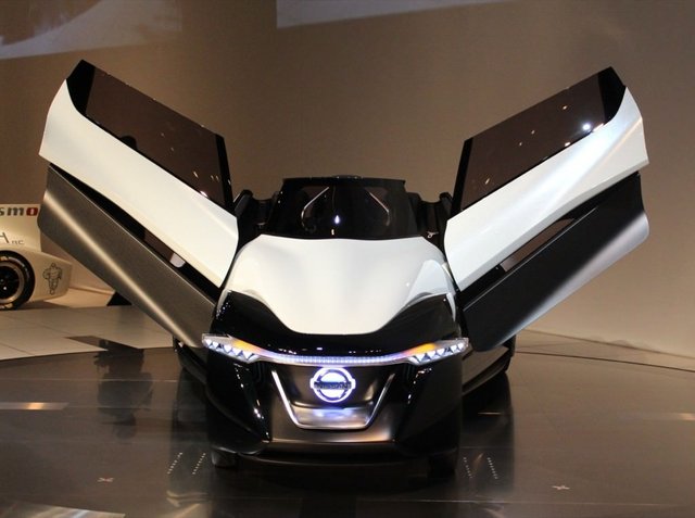 nissan-bladeglider-electric-sports-car-concept--2013-tokyo-motor-show-live-shots-preview-event_100446294_l.jpg