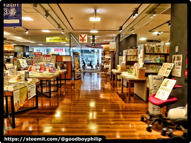 Eng 中文 Japan Travel Guide 日本旅行慢活在有大阪高樓天空美景的starbucks Osaka Starbucks With Beautiful Sky View Goodboy Philip 好孩子philip Steemit