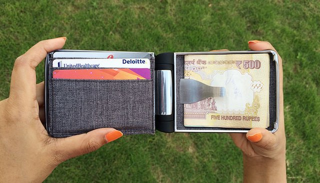 Buy Cashew World's First Smart Fingerprint Wallet with Smartphone